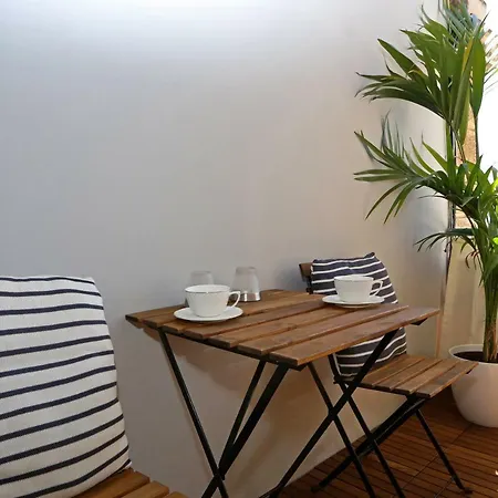 Seafront Guest house *